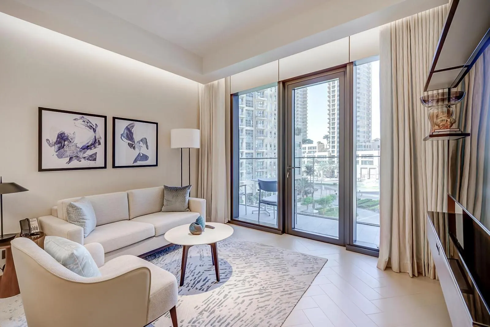 #25 High End 2Br In The Address Dubai Opera Apartment